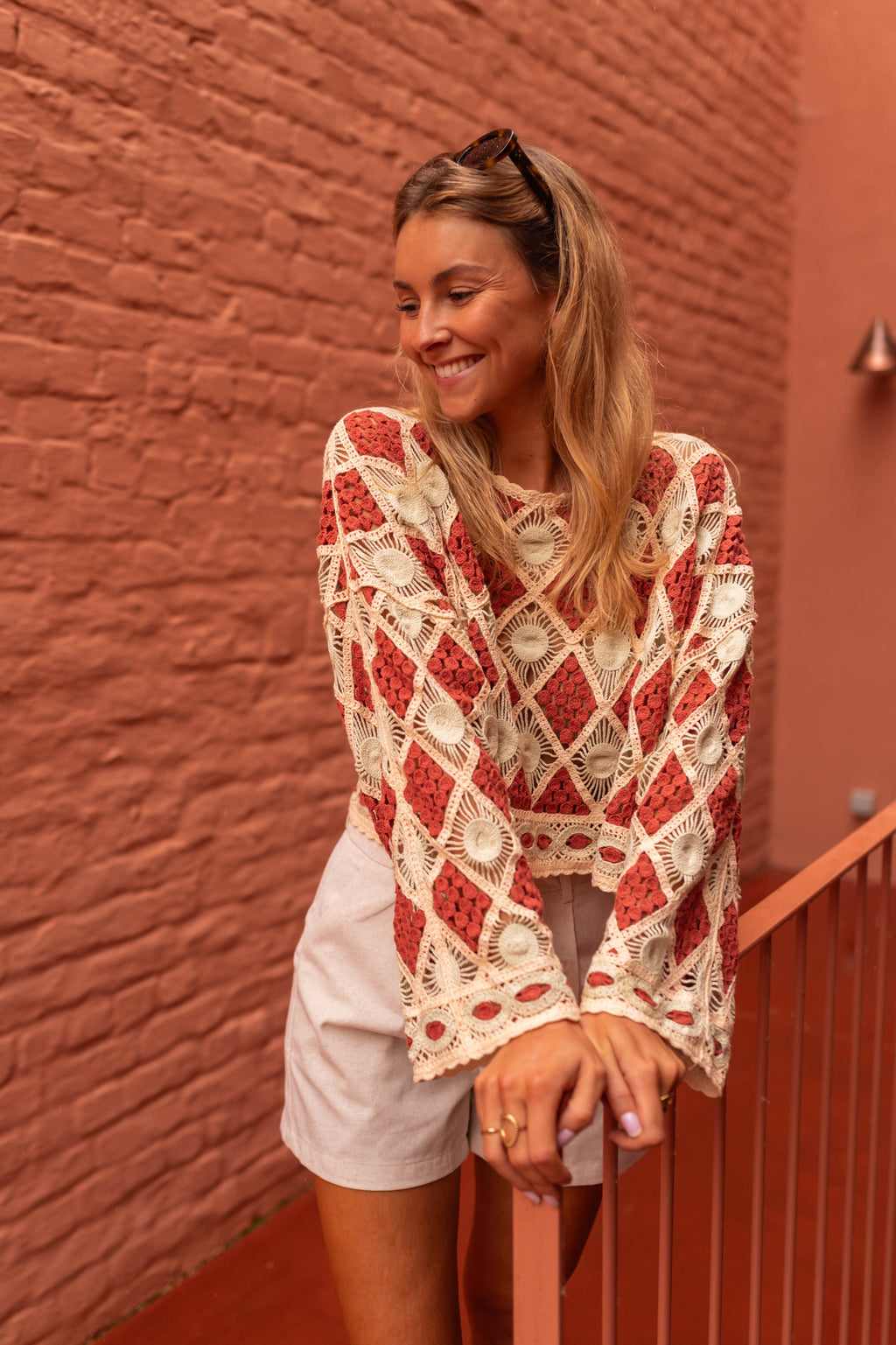 Kalya blouse - brick crochet