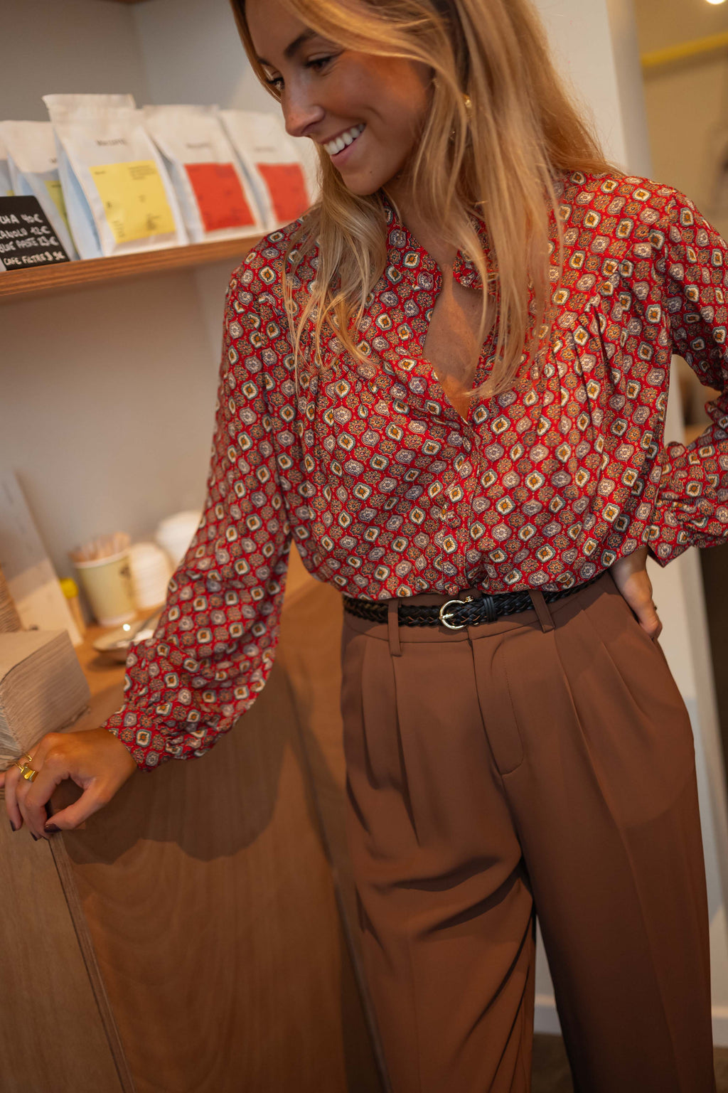 Morena blouse - red with pattern