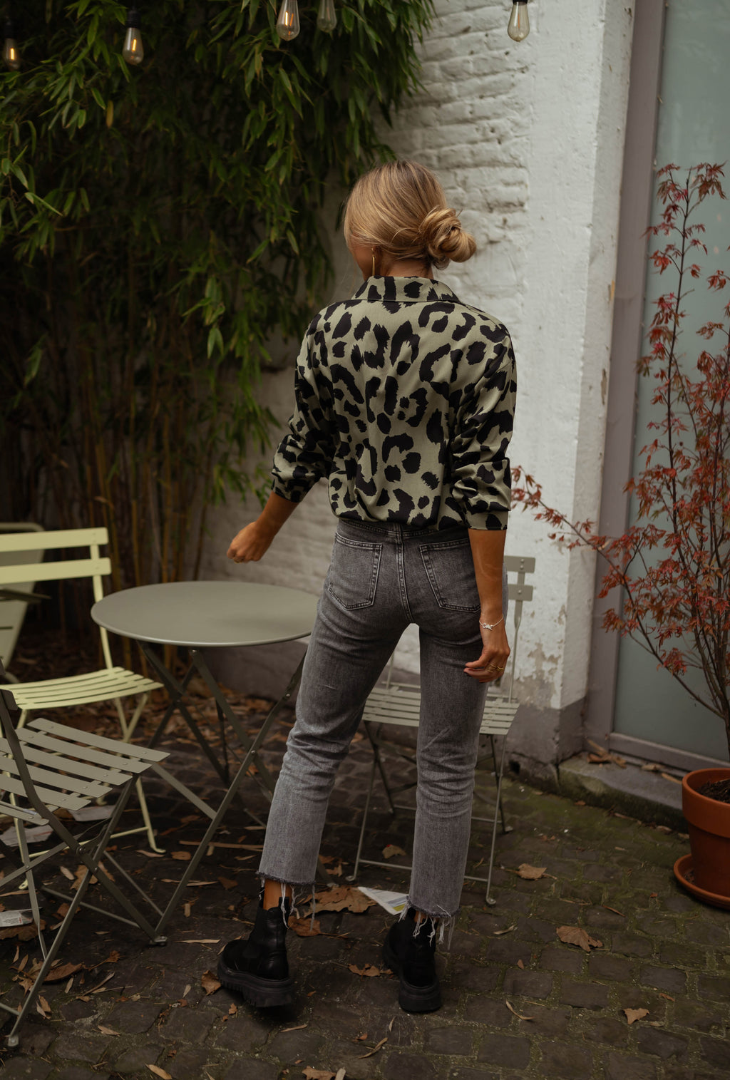 Tymou shirt - khaki with leopard pattern