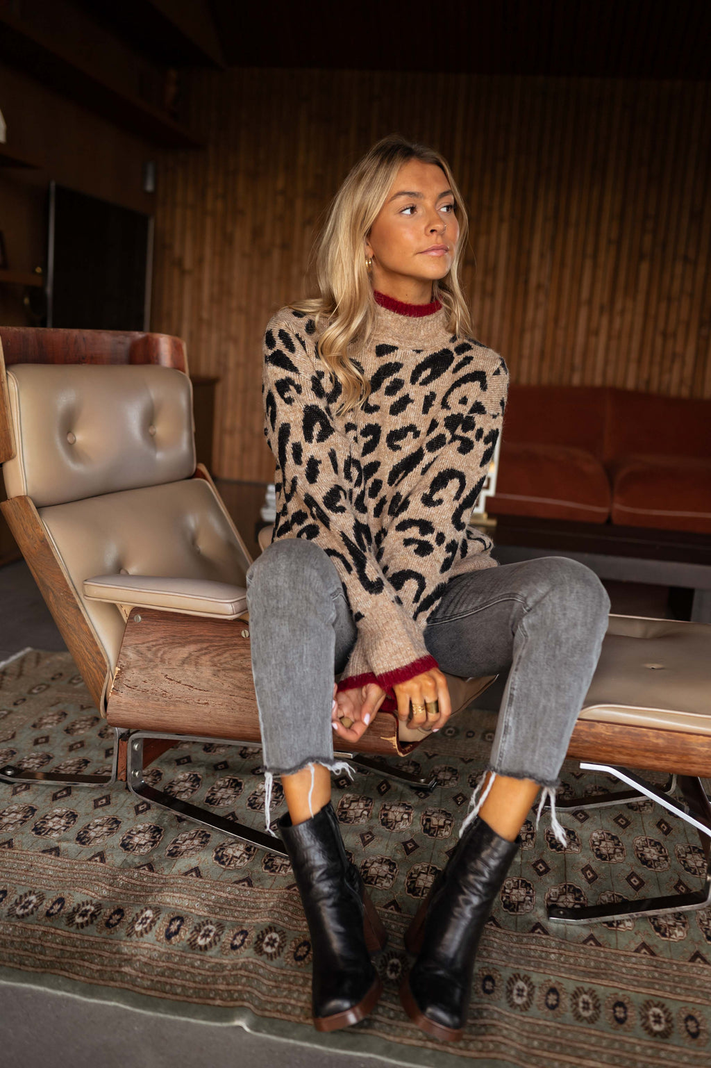 Poly sweater - camel leopard