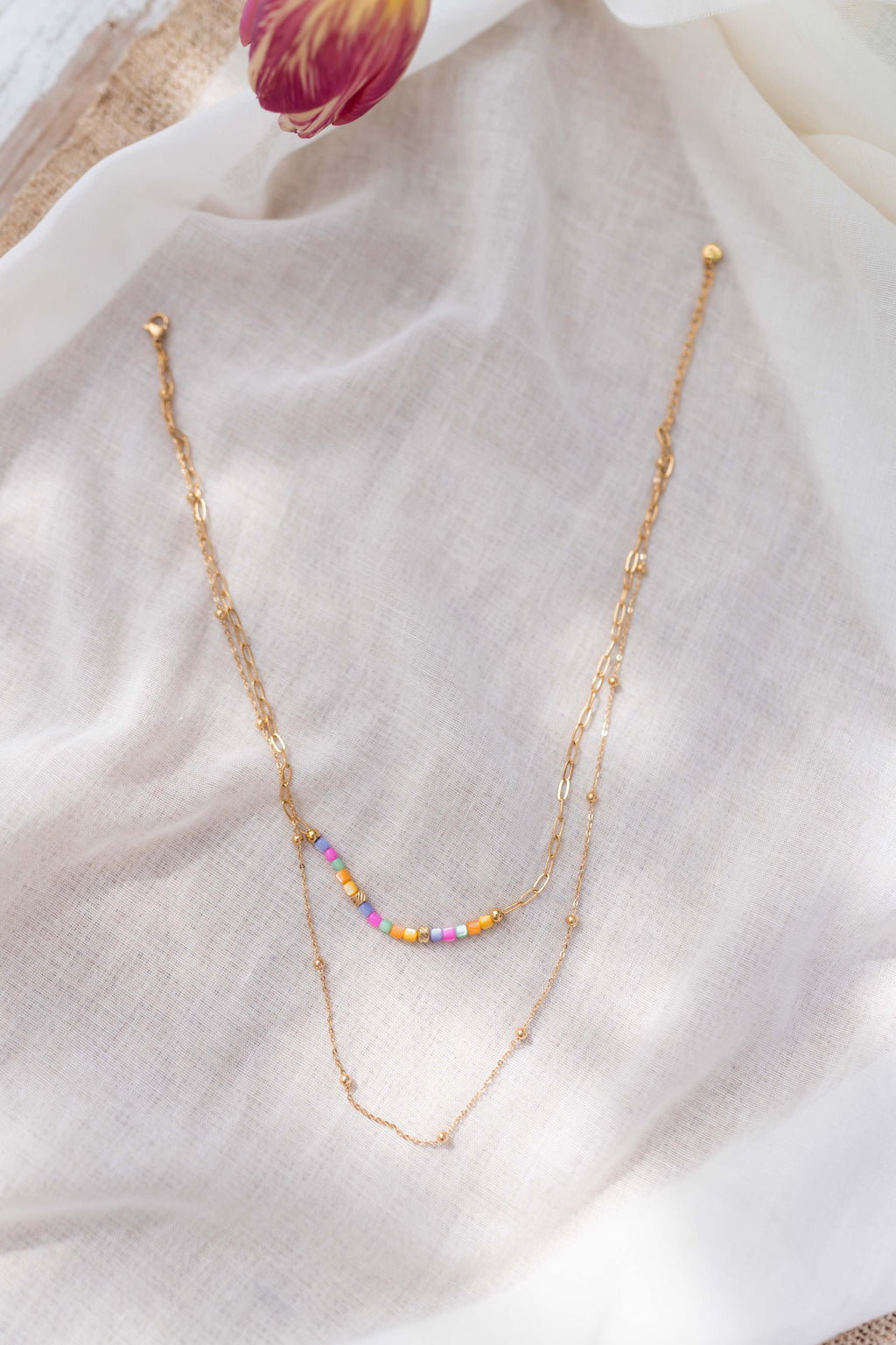 Wyatt necklace - golden with colorful pearls