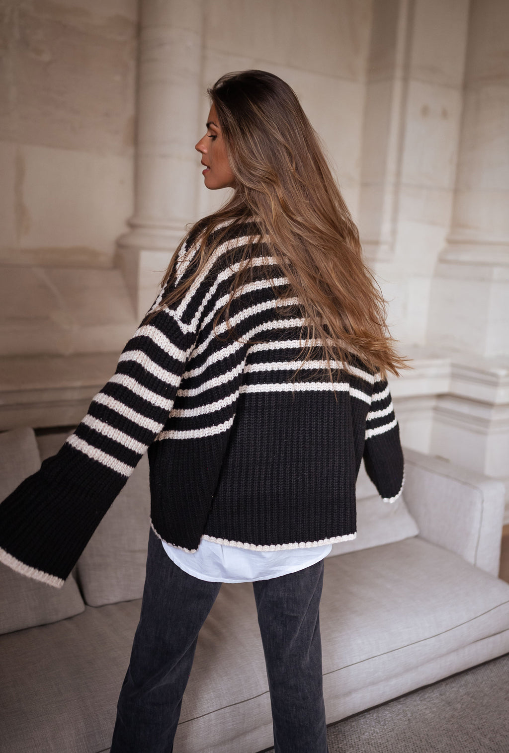 Sweater Genna with lines - Black and ecru 