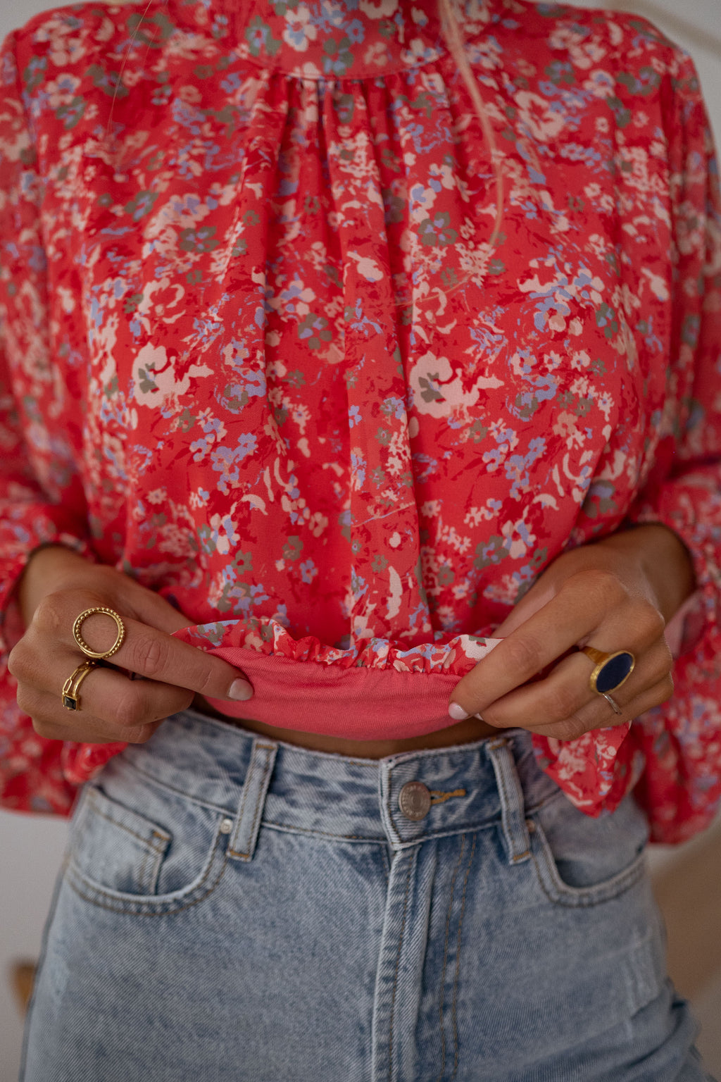 Doma blouse - coral with flowers