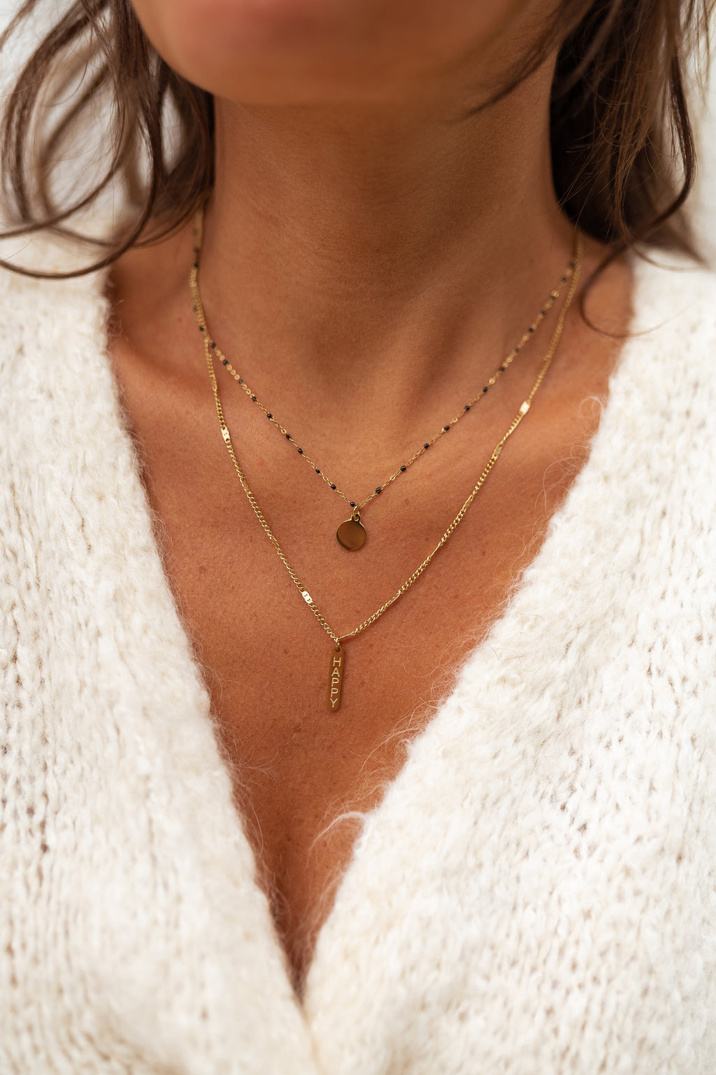 Pilar necklace - golden and black